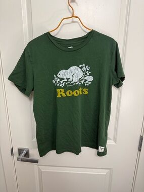 Roots Women's Dark Green Beaver Logo Tee with Yellow Text in size L